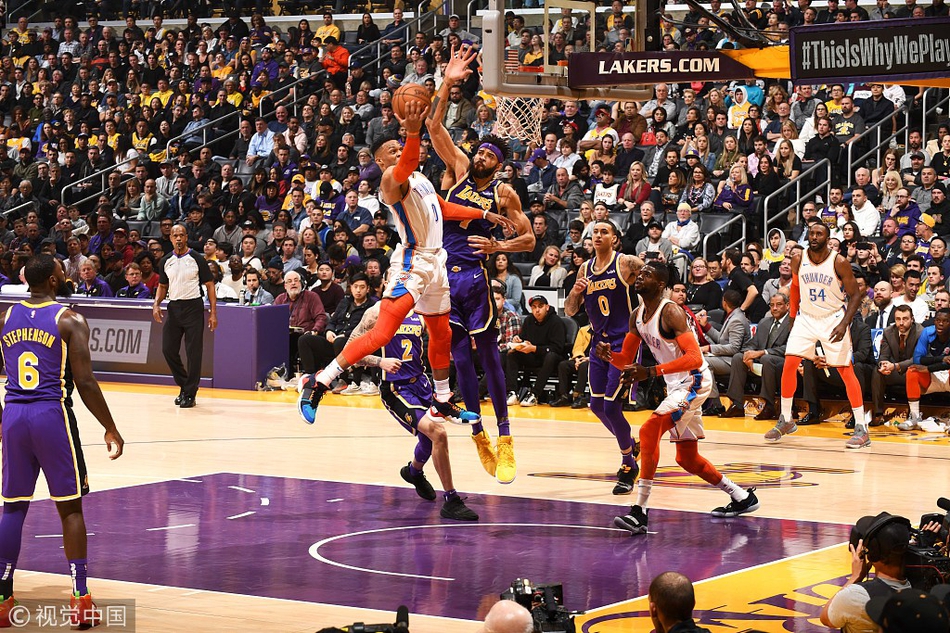 在AC米兰 在AC米兰